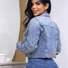cfbf9cd4-7c9e-41c7-bae6-b9817d1556e2.jpg CHAQUETA EN JEANS
