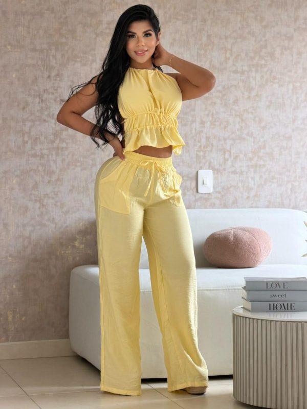 CONJUNTO DE BLUSA HALTER Y PANTALÓN