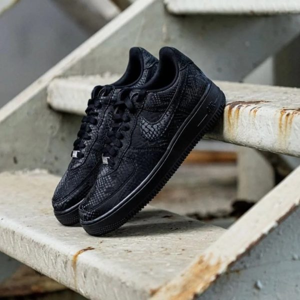 N1k3 FOR ONE