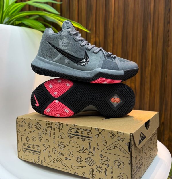N1k3 KYRIE