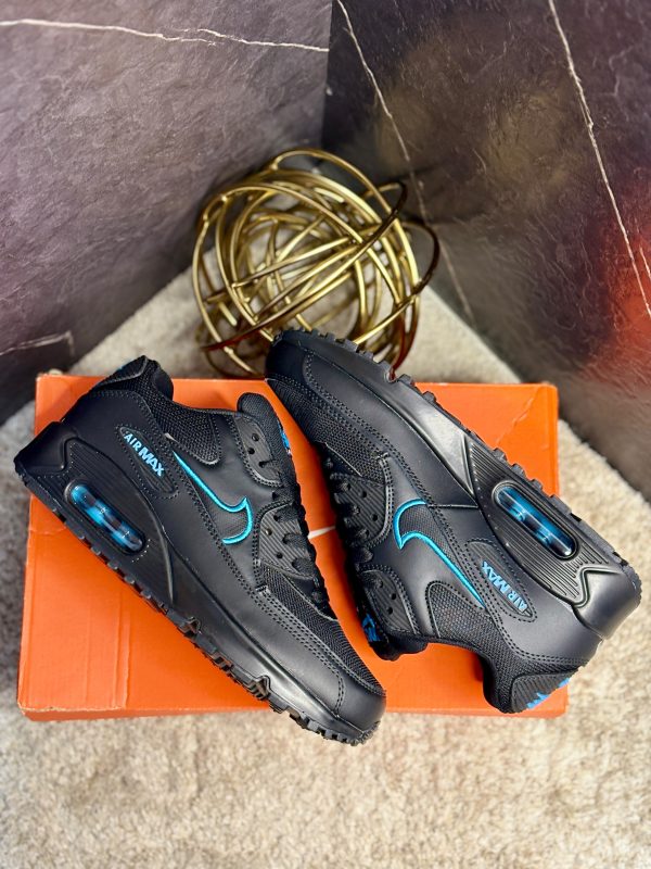 AIR MAX